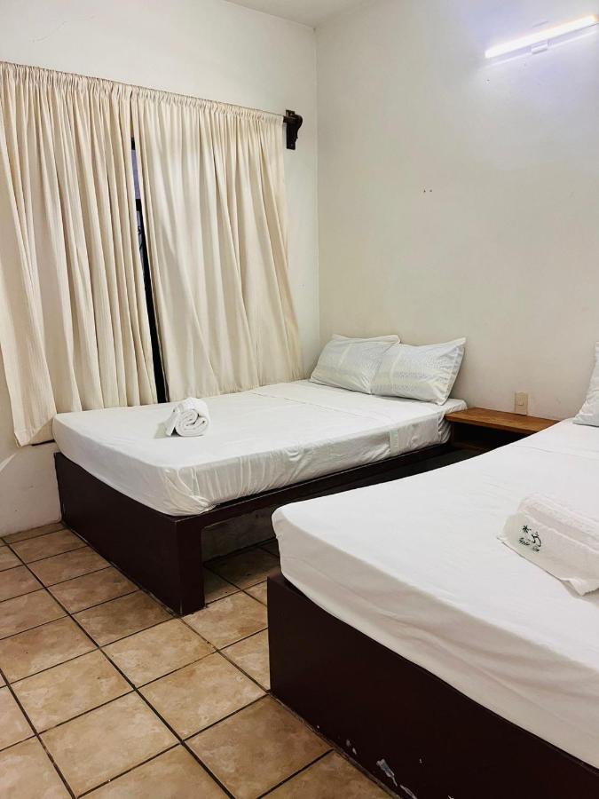 סנטה קרוז הואטולקו Hotel Om Downtown מראה חיצוני תמונה