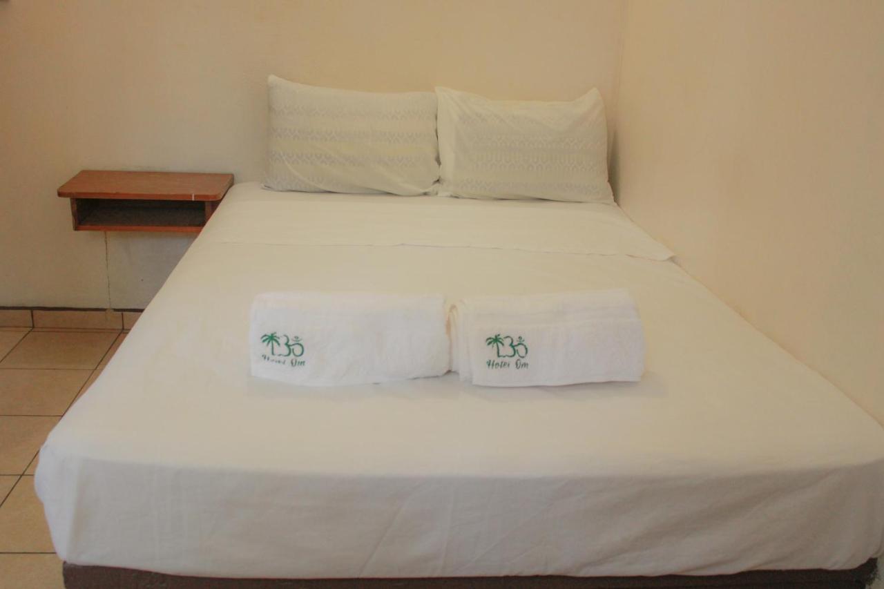 סנטה קרוז הואטולקו Hotel Om Downtown מראה חיצוני תמונה