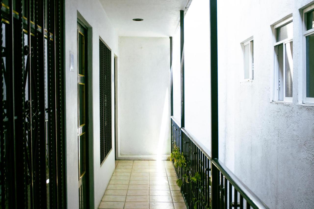 סנטה קרוז הואטולקו Hotel Om Downtown מראה חיצוני תמונה